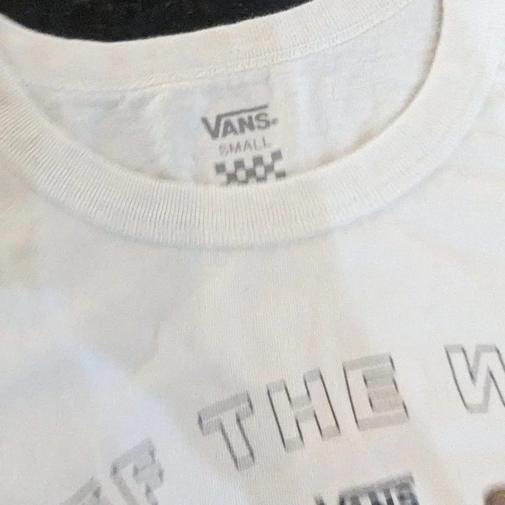 Vans "Off the Wall" Tshirt - Picture 3 of 5